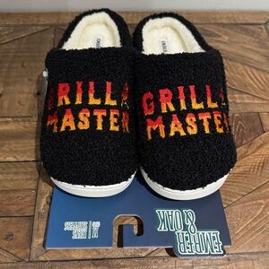 Ember & Oak Men Slippers Grill Master, Size M. Memory Foam. NWT